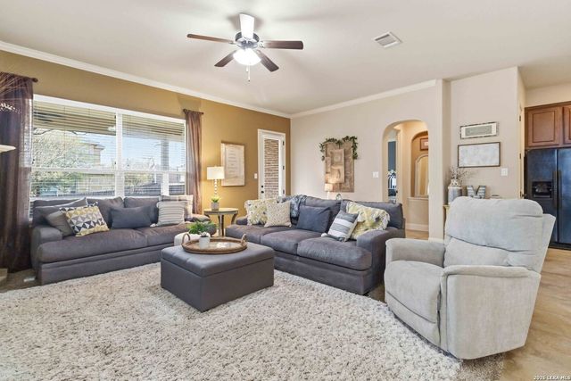 711 Aucuba, San Antonio, TX 78260