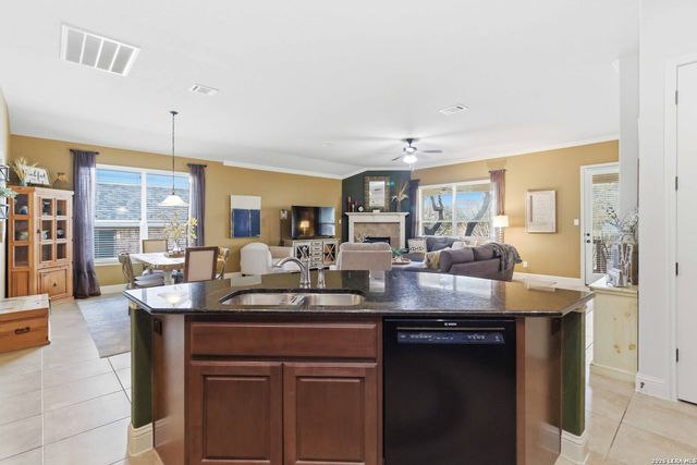 711 Aucuba, San Antonio, TX 78260