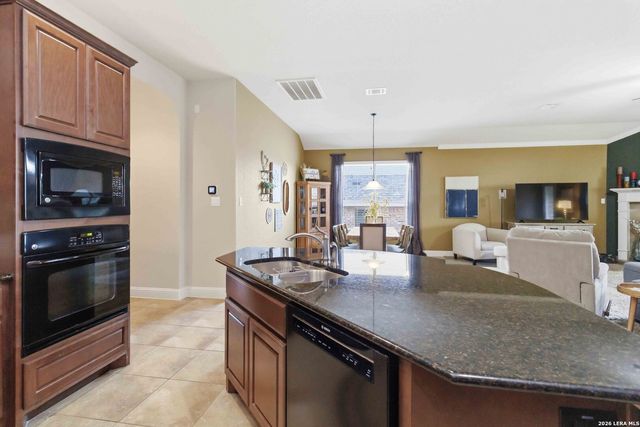 711 Aucuba, San Antonio, TX 78260