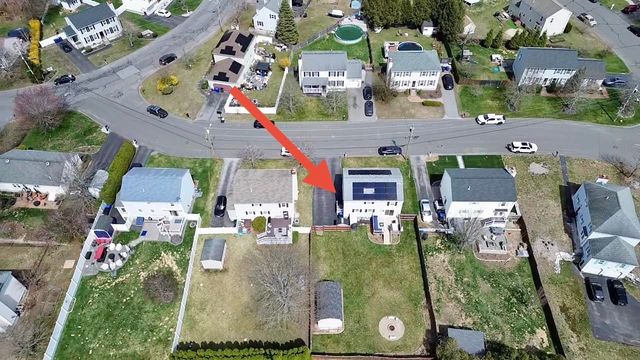 31 Aaron Drive, Manchester, NH 03109