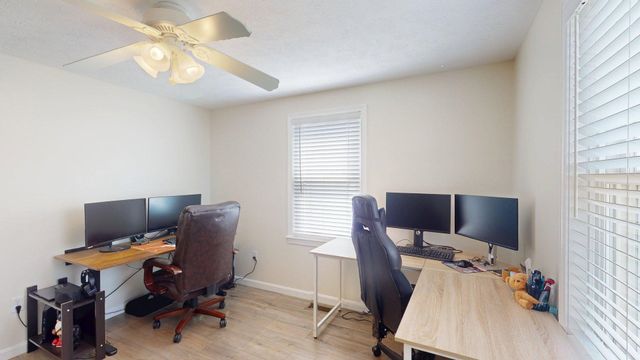 31 Aaron Drive, Manchester, NH 03109