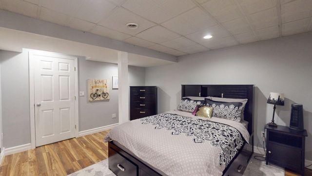 31 Aaron Drive, Manchester, NH 03109