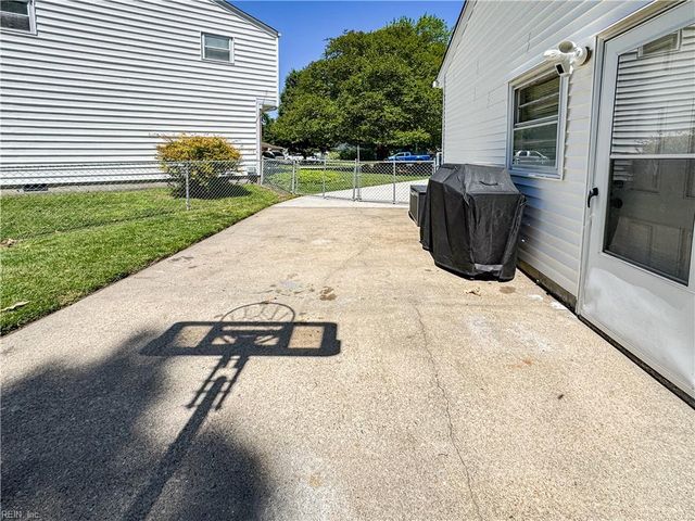 504 Old Forge CIR, Virginia Beach, VA 23452