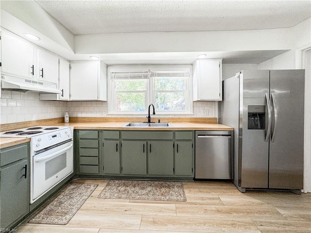 504 Old Forge CIR, Virginia Beach, VA 23452