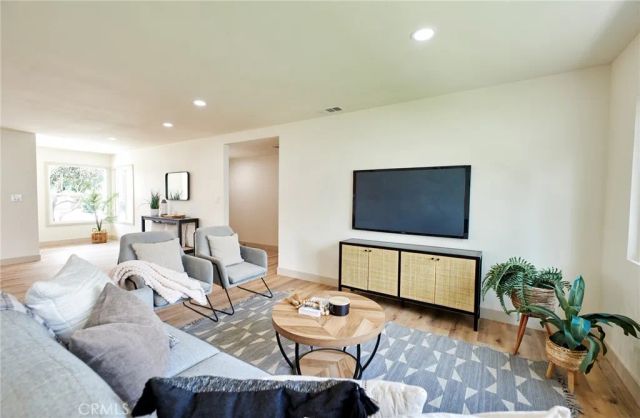 10230 Dorset, Rancho Cucamonga, CA 91730