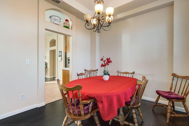 8478 Alameda Park Dr, Elk Grove, CA 95624