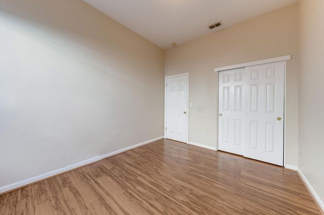 8478 Alameda Park Dr, Elk Grove, CA 95624