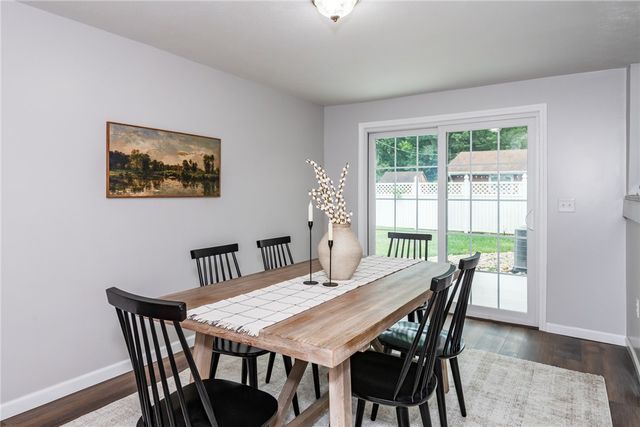 1013 W Lake Avenue, New Carlisle, OH 45344