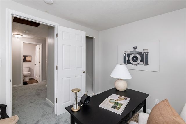 1013 W Lake Avenue, New Carlisle, OH 45344