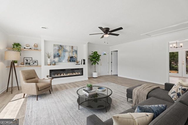 6070 Danbury Ct, Morrow, GA 30260