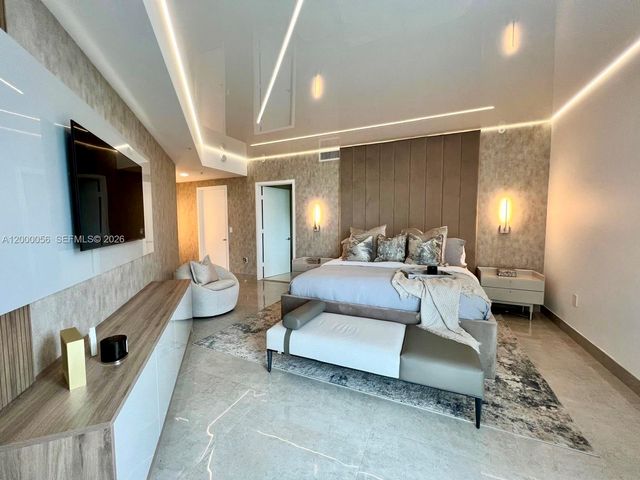 17301 Biscayne Blvd 308, North Miami Beach, FL 33160