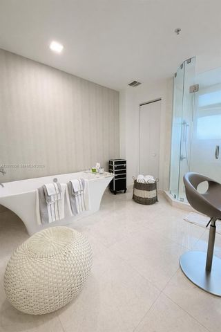 17301 Biscayne Blvd 308, North Miami Beach, FL 33160