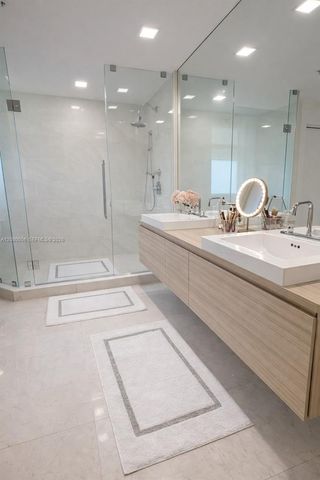 17301 Biscayne Blvd 308, North Miami Beach, FL 33160