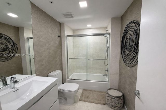 17301 Biscayne Blvd 308, North Miami Beach, FL 33160