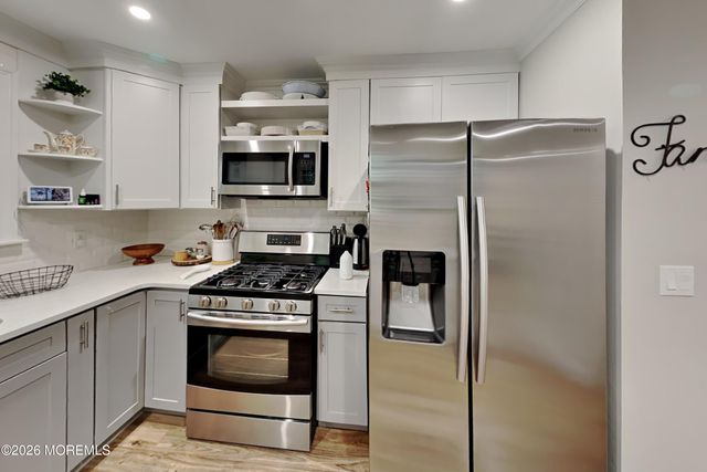 406 Daffodil Drive, Jackson, NJ 08527