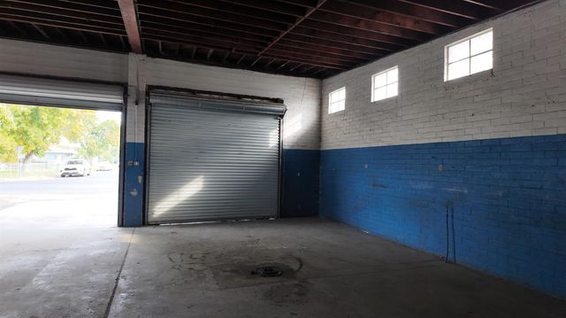 129 Phoenix Ave, Modesto, CA 95354