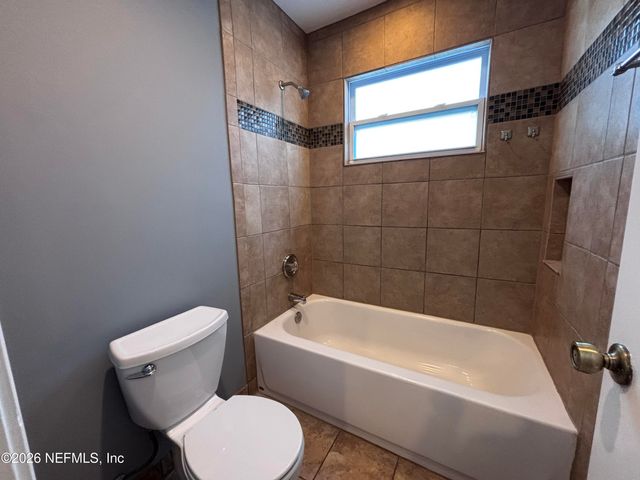 7866 AQUARIUS Circle, Jacksonville, FL 32216