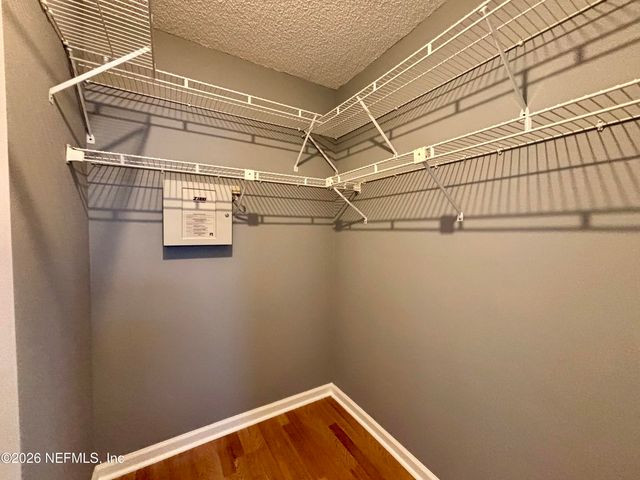 7866 AQUARIUS Circle, Jacksonville, FL 32216