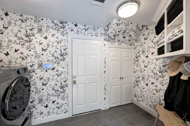 3131 Rice Boulevard, West University Place, TX 77005