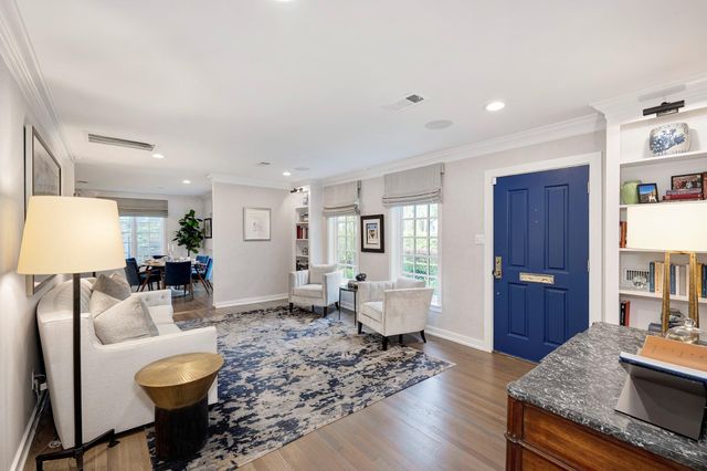 3131 Rice Boulevard, West University Place, TX 77005