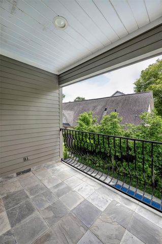 3131 Rice Boulevard, West University Place, TX 77005