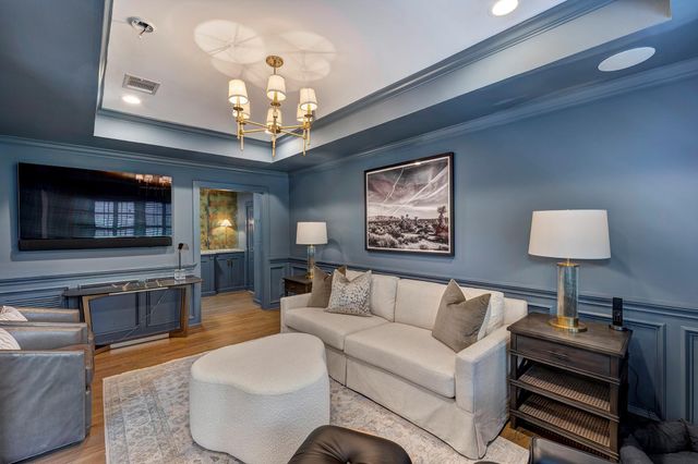 3131 Rice Boulevard, West University Place, TX 77005