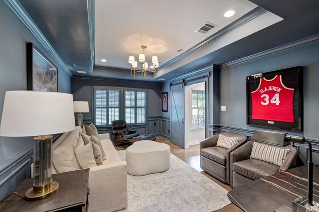 3131 Rice Boulevard, West University Place, TX 77005