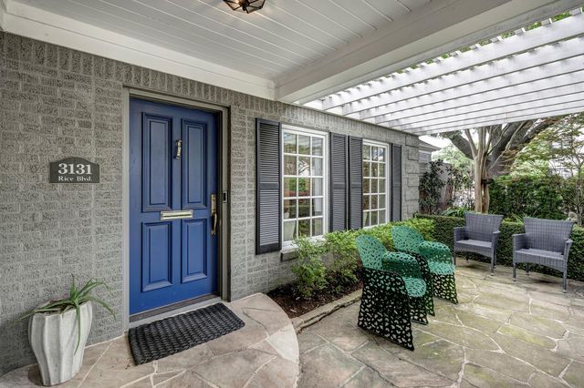 3131 Rice Boulevard, West University Place, TX 77005