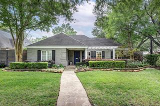 3131 Rice Boulevard, West University Place, TX 77005