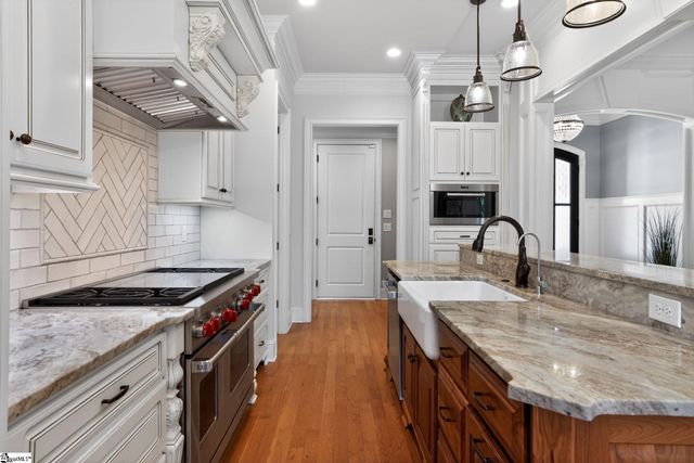 1401 Fernwood Glendale Road, Spartanburg, SC 29307