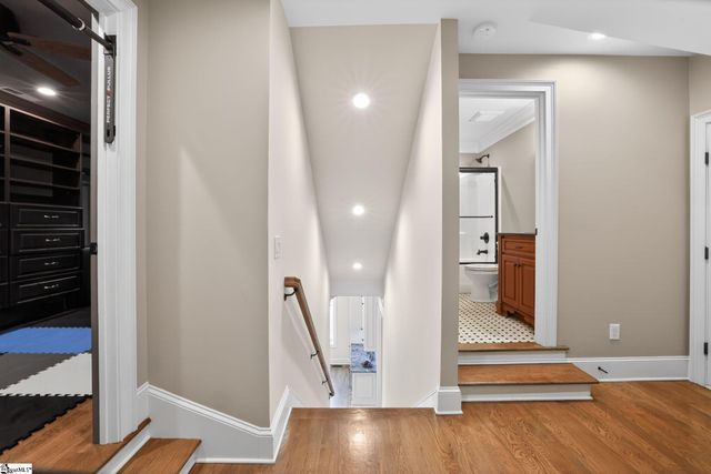 1401 Fernwood Glendale Road, Spartanburg, SC 29307