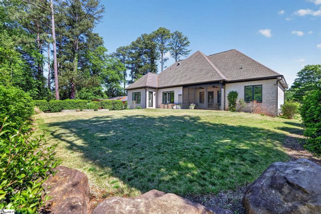 1401 Fernwood Glendale Road, Spartanburg, SC 29307