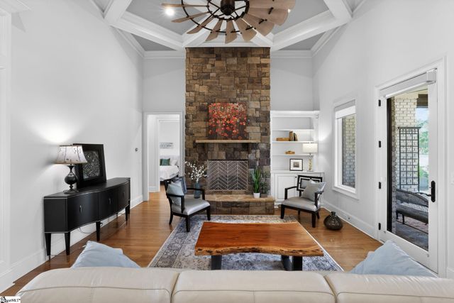 1401 Fernwood Glendale Road, Spartanburg, SC 29307