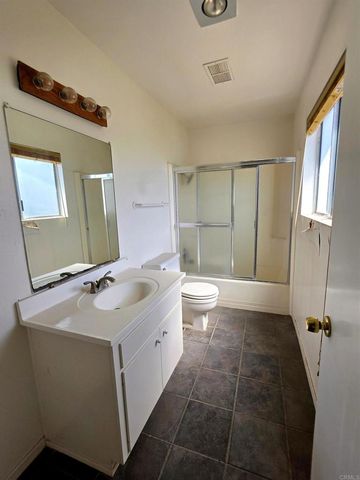 3830 Polly Lane, Carlsbad, CA 92008