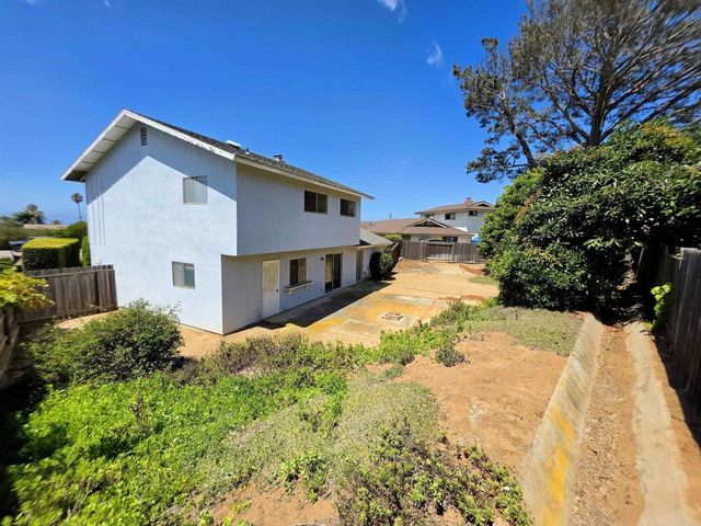 3830 Polly Lane, Carlsbad, CA 92008