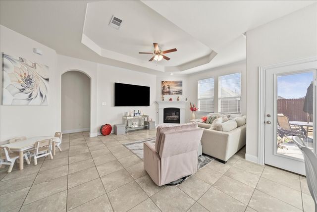 1321 Benavites Drive, Little Elm, TX 75068