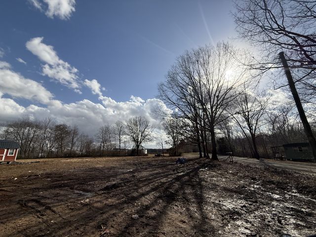 174 Mail Rd, Hohenwald, TN 38462