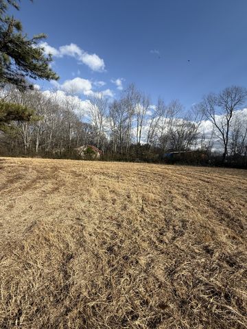 174 Mail Rd, Hohenwald, TN 38462
