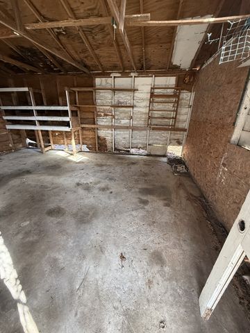 174 Mail Rd, Hohenwald, TN 38462