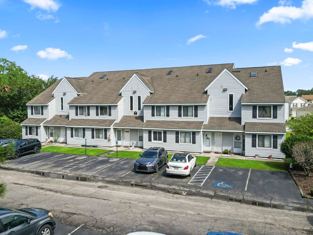 500 Fairway Village Dr # J-7, Myrtle Beach, SC 29588 — exterior
