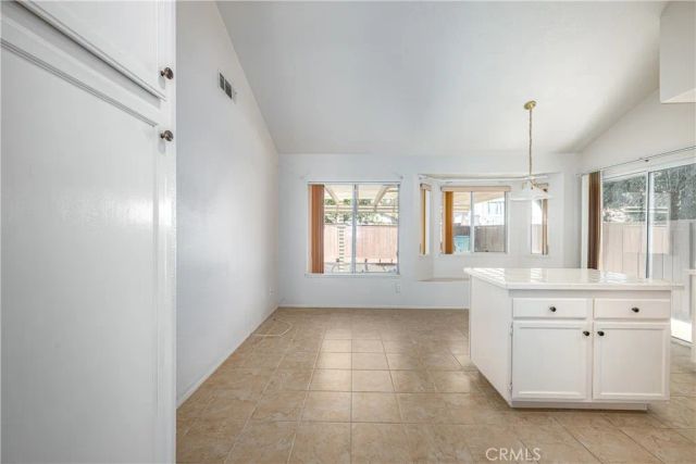 2125 Tehachapi, Corona, CA 92879