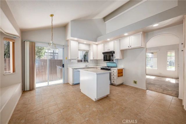 2125 Tehachapi, Corona, CA 92879