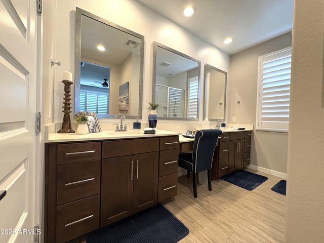 455 E SHELLIE Court, Casa Grande, AZ 85122