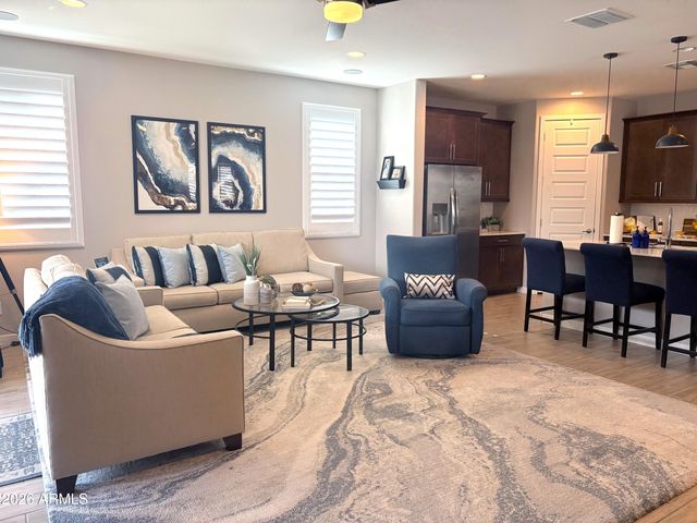 455 E SHELLIE Court, Casa Grande, AZ 85122