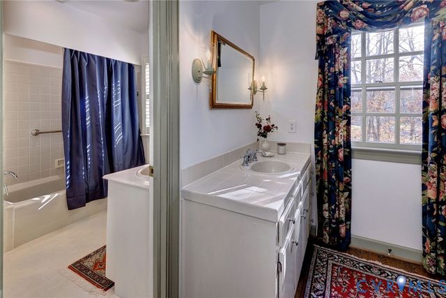 733 E Tazewells Way, Williamsburg, VA 23185