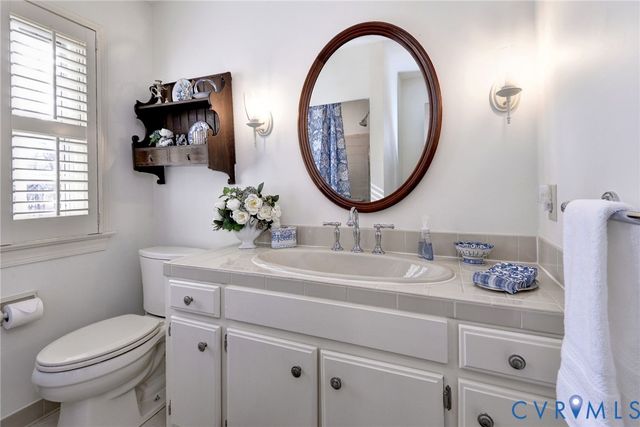 733 E Tazewells Way, Williamsburg, VA 23185