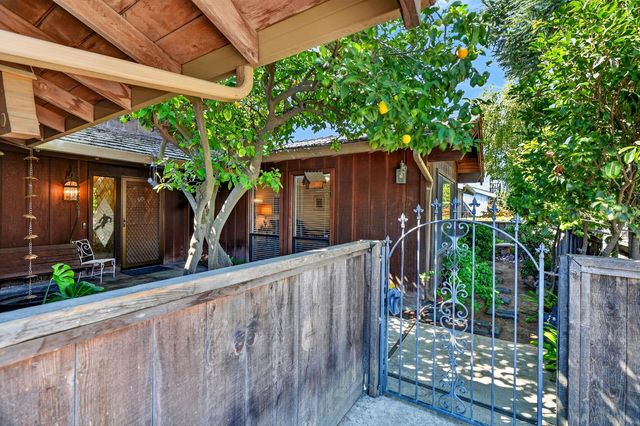 2324 Rosemarie Ln, Stockton, CA 95207