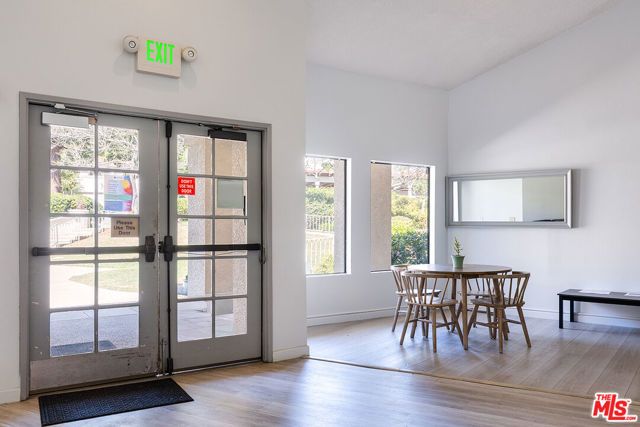 501 Palisades Drive 105, Pacific Palisades (los Angeles), CA 90272