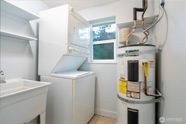 15520 30th Avenue NE, Shoreline, WA 98155