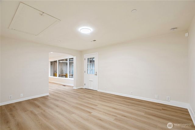 15520 30th Avenue NE, Shoreline, WA 98155